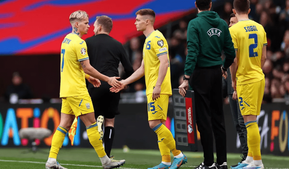 挑战者崛起！北马其顿备战欧洲杯预选赛()