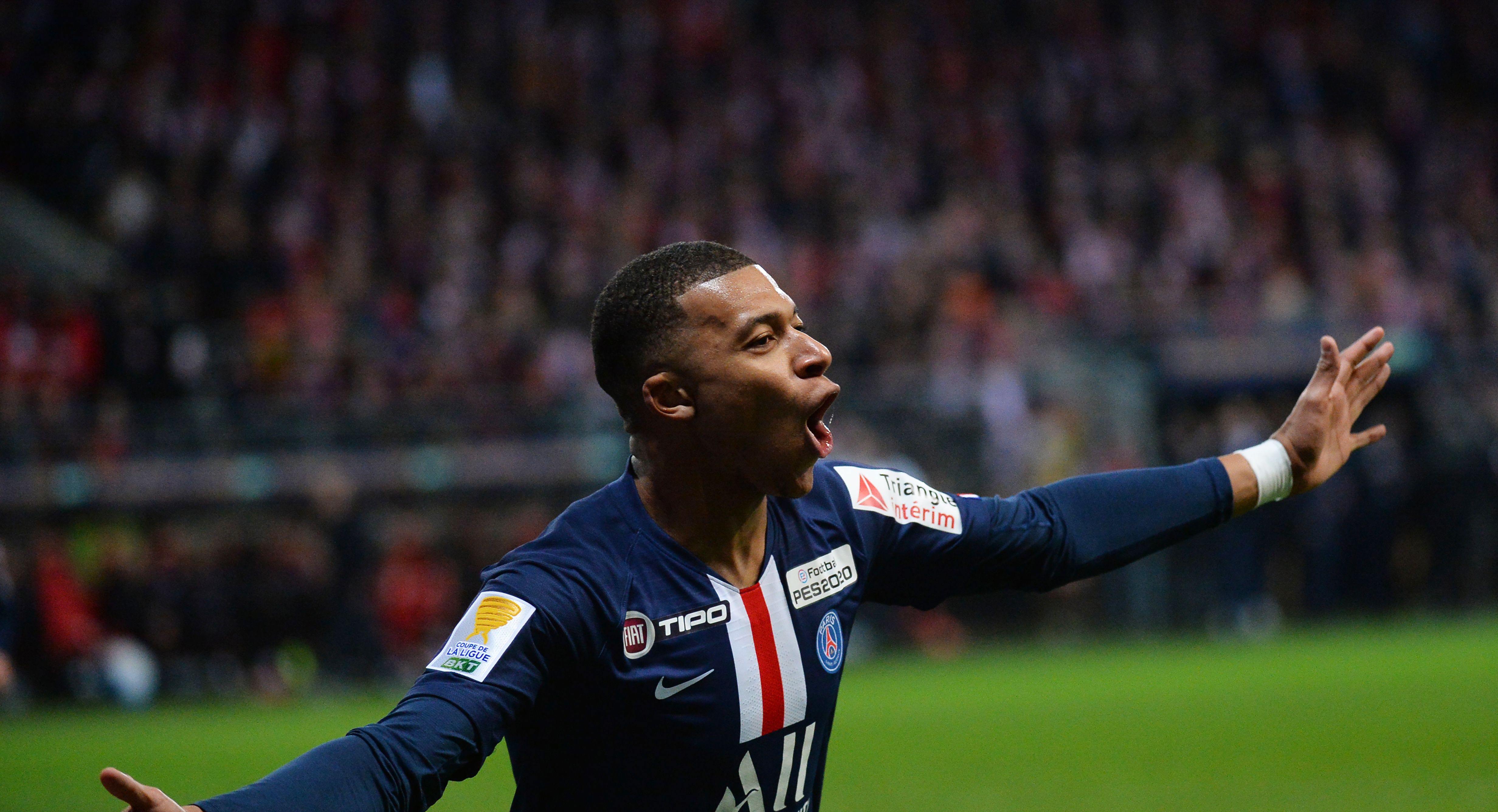 法国足球联赛赛程安排，球迷翘首期盼()