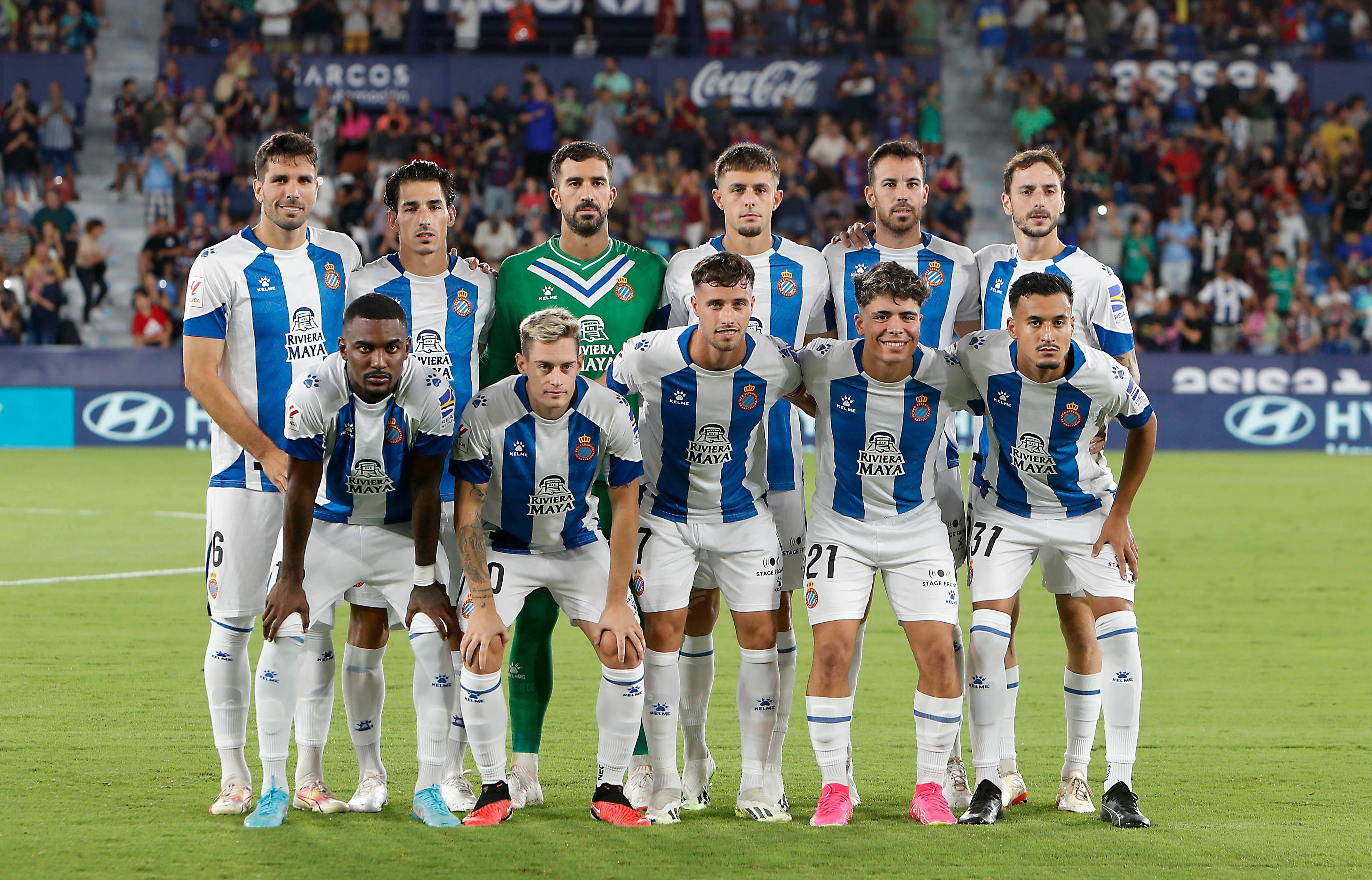 塞维利亚大胜维戈塞尔塔，豪取三分()