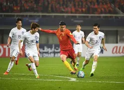 紧张激烈：恒大对阵国安，胜负难料(今日世俱杯恒大对巴萨比分恒大冲冠梦碎)