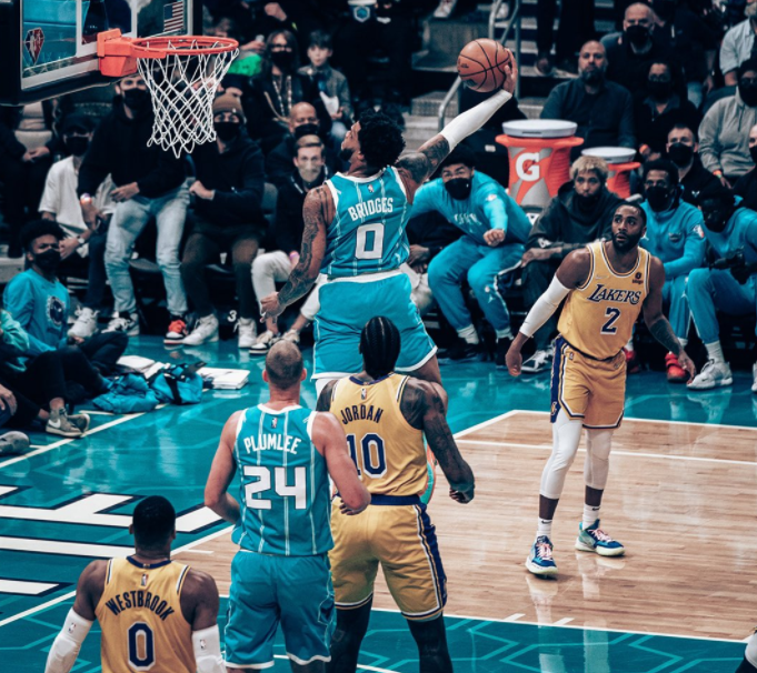 赫塔菲客场不敌毕巴，遗憾错失分()