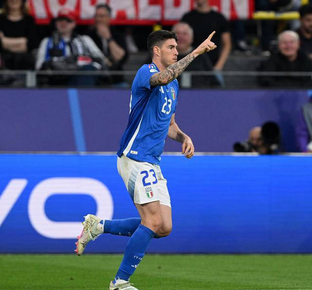 阿尔巴尼亚遭遇逆转失利，小组出线前景堪忧()