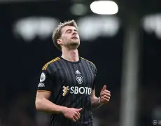 利兹联在对阵尤文图斯的比赛中展现出色状态()