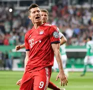 拜仁慕尼黑领跑积分榜，稳固领先优势()