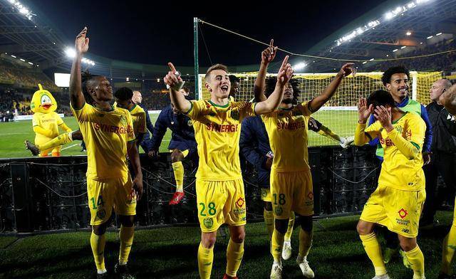 南特主场未能取胜，战绩难有起色(炮弹专家莎朗斯通精彩片段)