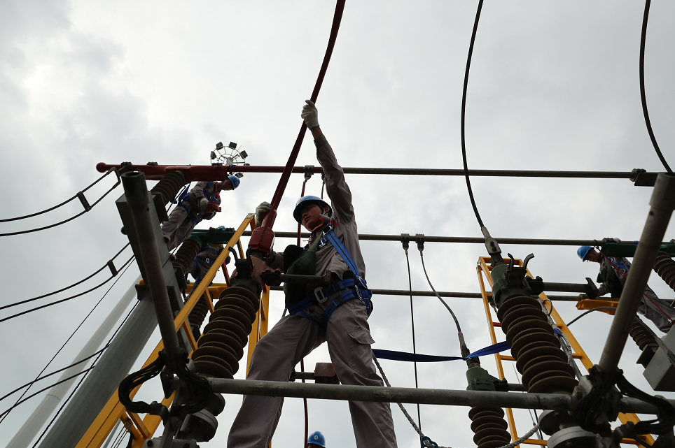 河北队全力备战下轮较量，积极备战()