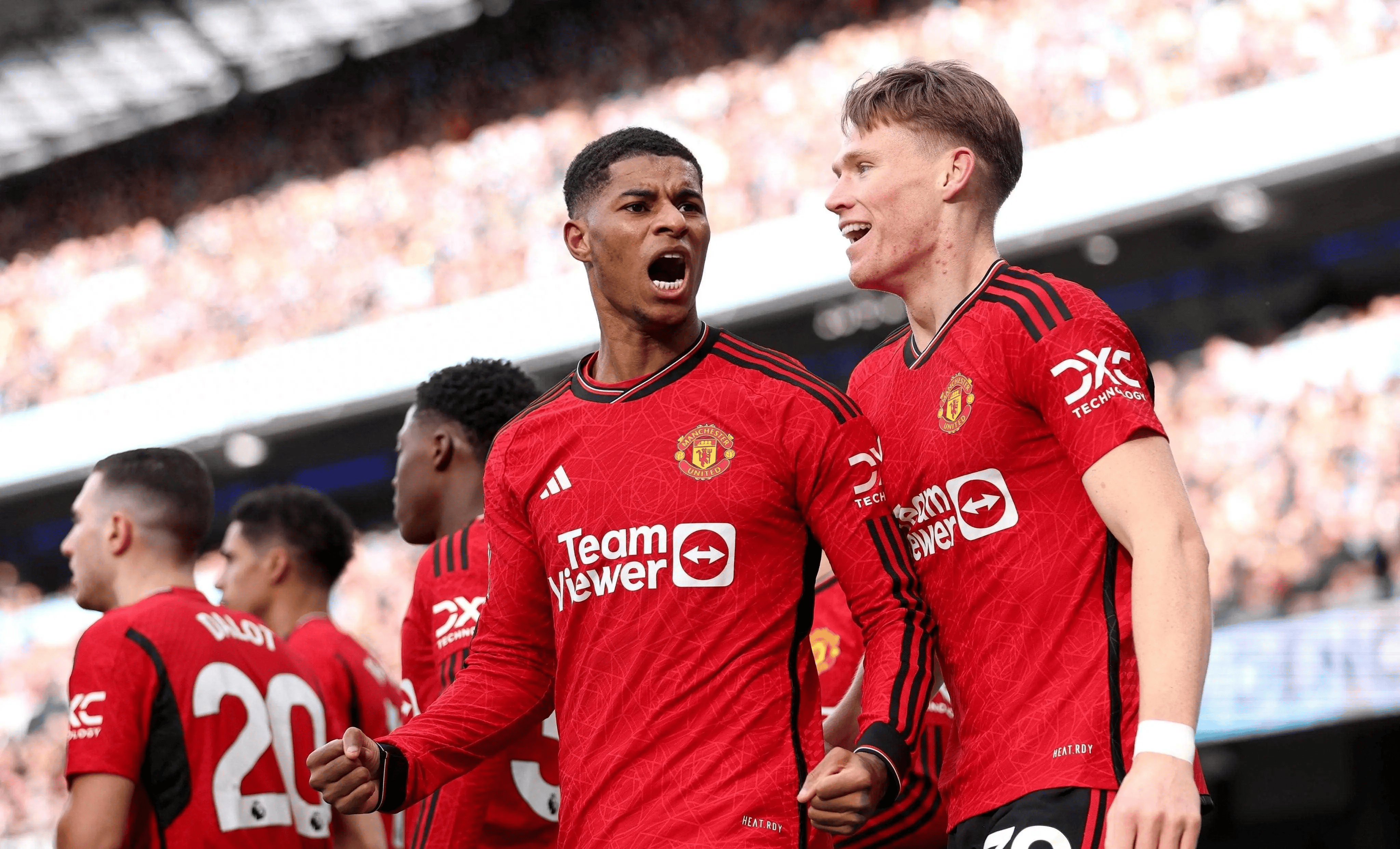 利兹联主场迎战埃弗顿，双方实力对比如何？()